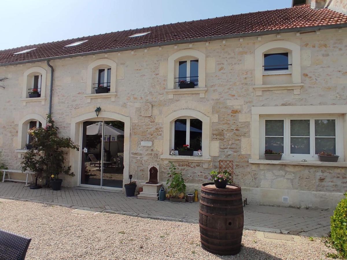 Bed and Breakfast L'Entre Deux Vignes Brizambourg Экстерьер фото